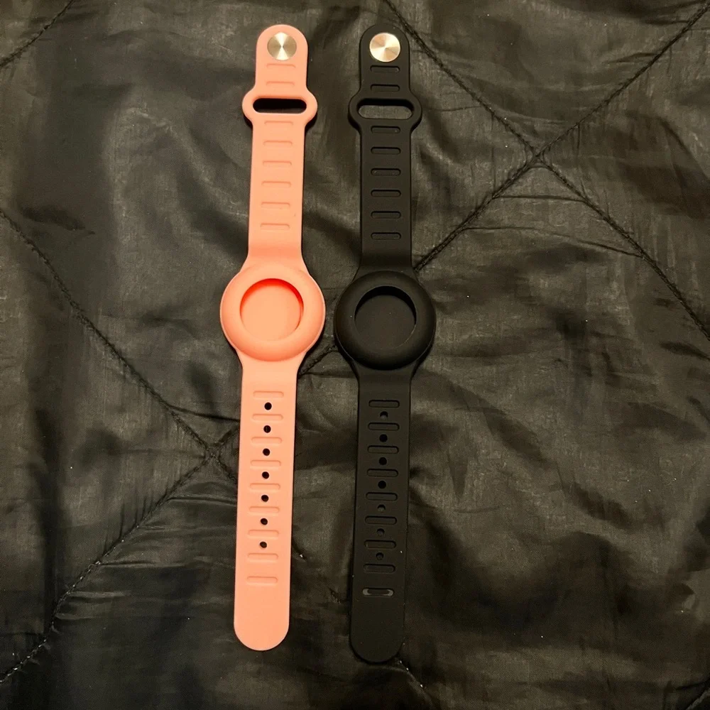 Lot of 2 AirTag Wristbands new